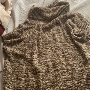 Turtle neck sweater